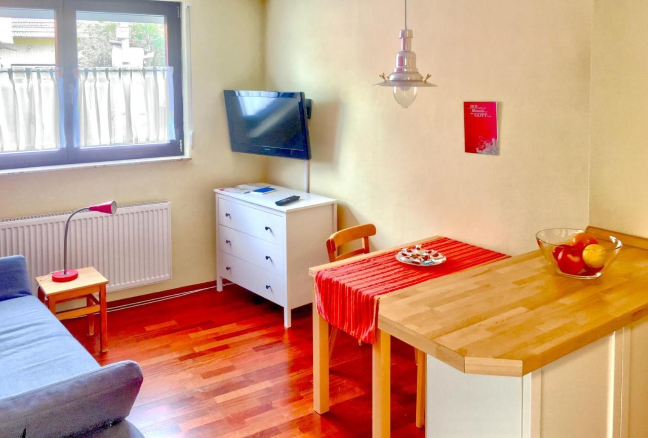 Ferienwohnung Maeder Schaafheim Eksteriør billede